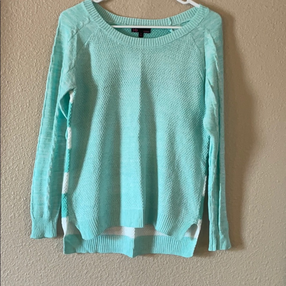 Women’s aqua T/O sweater size m